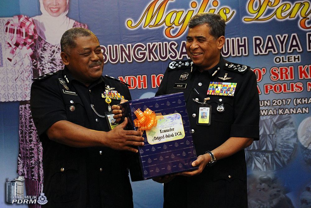 3 864 Bungkusan Kuih Raya Buat Petugas Pdrm Di Hari Lebaran