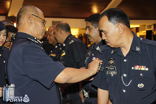 41 Warga Jsjn Terima Kenaikan Pangkat 44 Dianugerah Khidmat Cemerlang