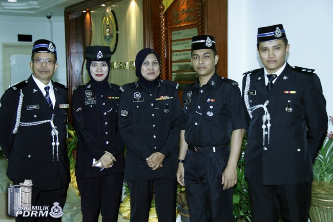 Tyt Melaka Semat Pingat Jpn Kepada70 Wira Negara