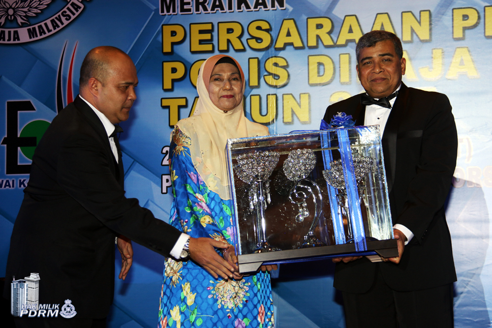 Malam Mess Meraikan Pesara Dan Bakal Pesara Pdrm 2015