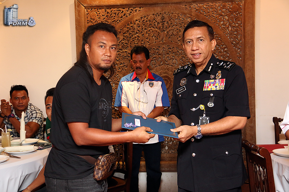 Atlet Pdrm Diberi Penghargaan