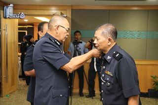 25591852_1761609307182702_3913795894253467542_n Majlis Pemakaian Pangkat Pegawai Kanan Jabatan Pengurusan Pdrm