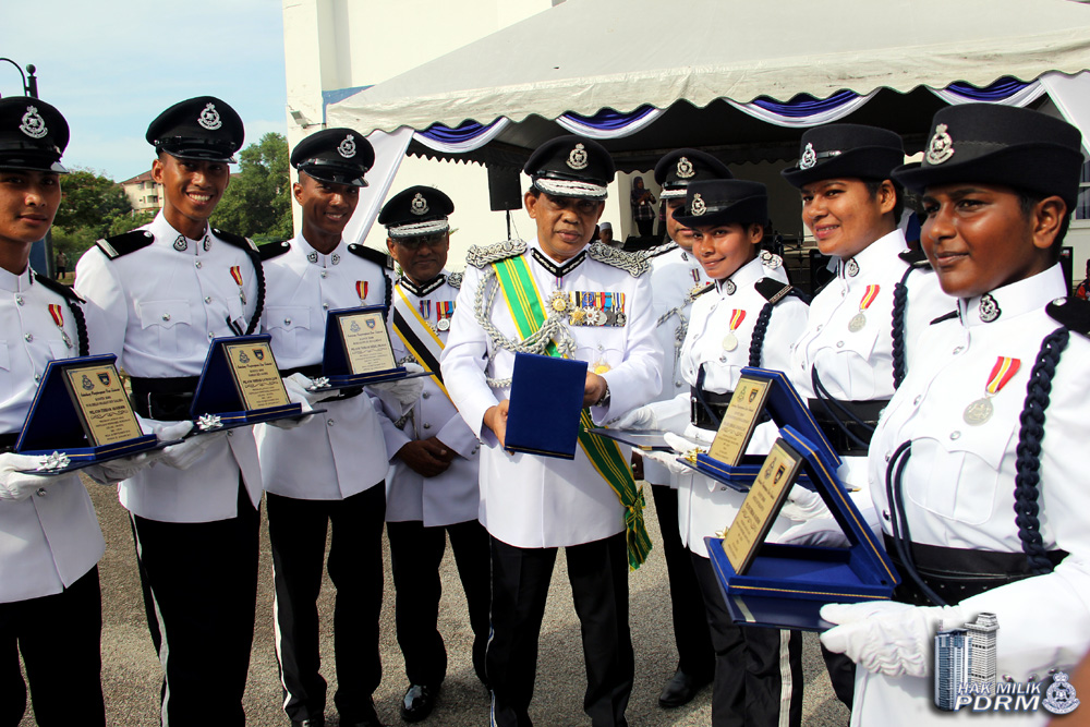 Perbarisan Tamat Latihan Konstabel Wanita Dan Konstabel Sokongan Lelaki Dan Wanita Siri 1 2016