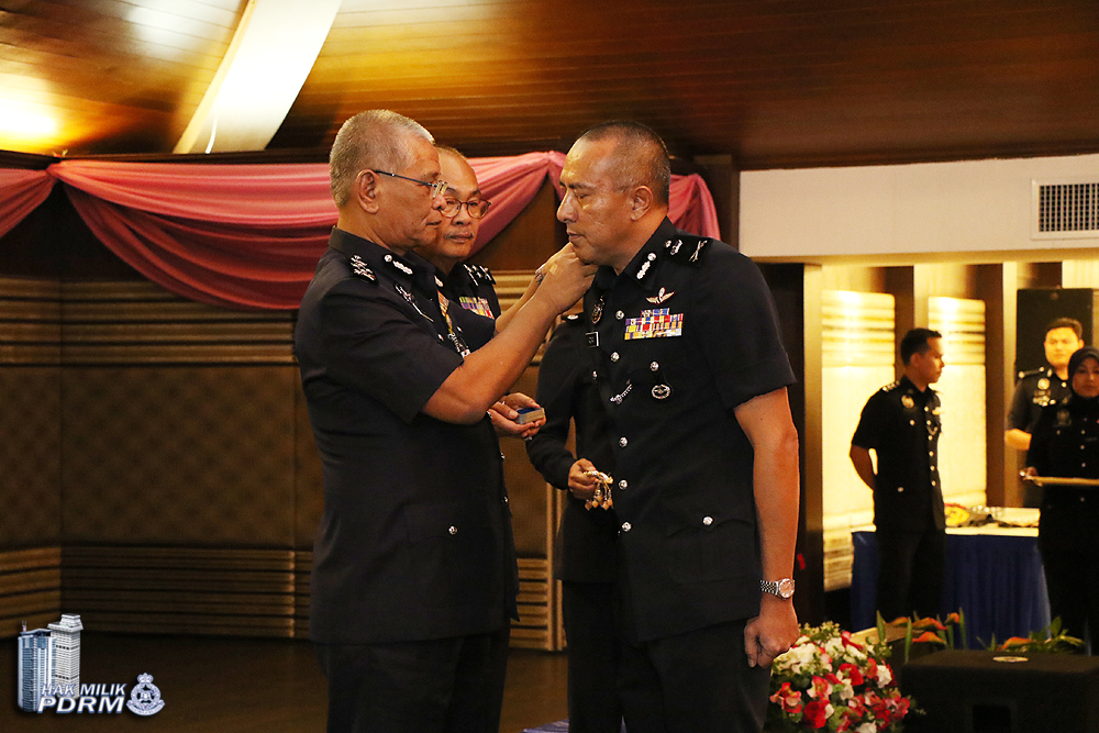 0R9A8478 copy 29 Pegawai Kanan Pdrm Terima Kenaikan Pangkat