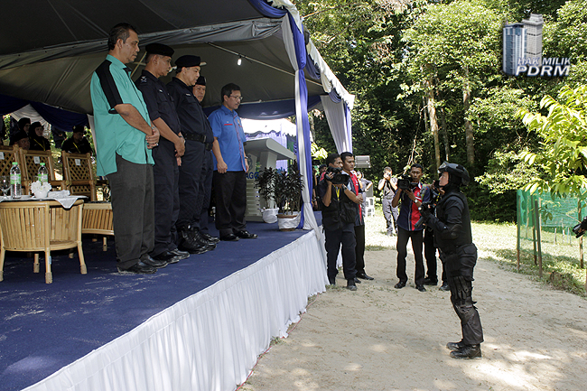 Stagg Perkasakan Barisan Hadapan Pdrm