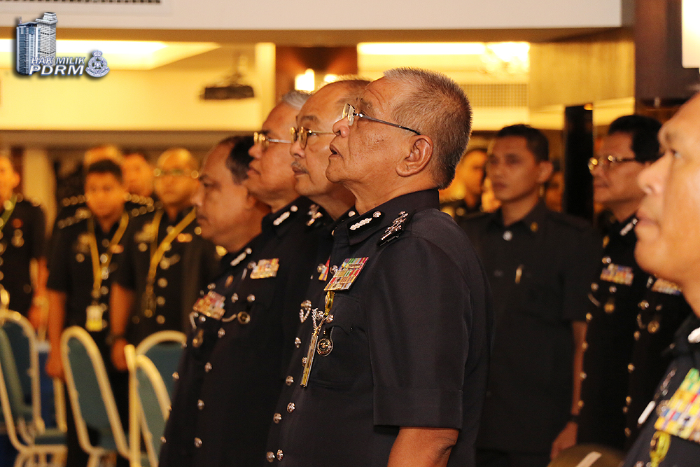 0R9A8422 copy 29 Pegawai Kanan Pdrm Terima Kenaikan Pangkat
