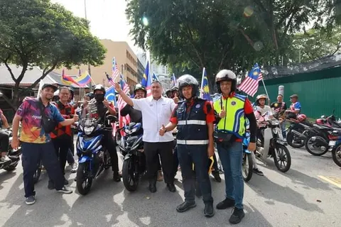 Khidmat Mesra: Nadi Transformasi Hubungan PDRM dan Masyarakat