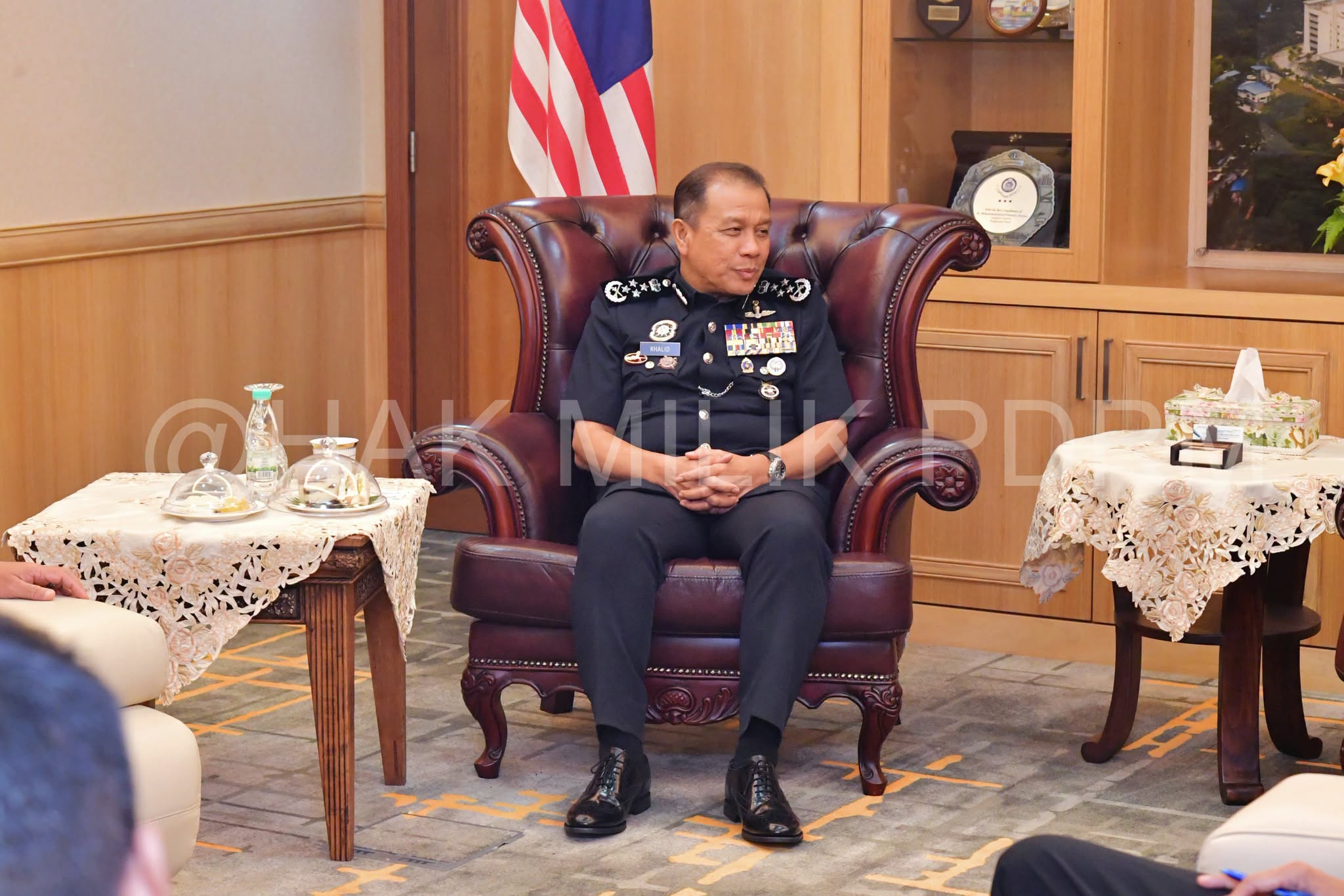 May be an image of dais, the Oval Office and text