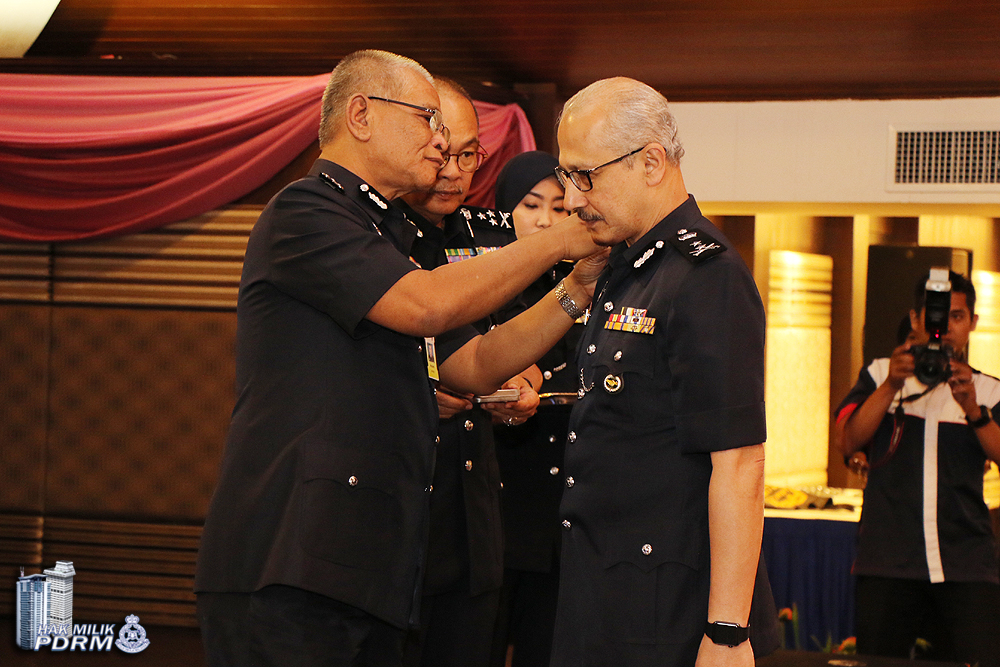 0R9A8442 copy 29 Pegawai Kanan Pdrm Terima Kenaikan Pangkat