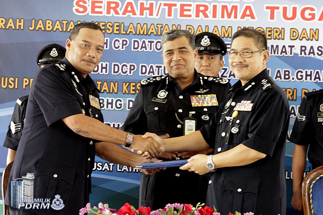051 40 Tahun Menabur Bakti Jasa Dan Pengorbanan Dihargai