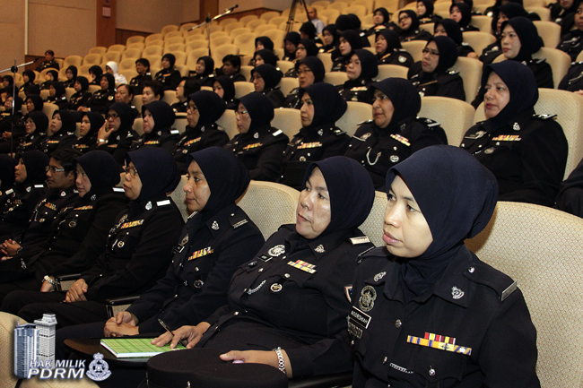 120 Sertai Seminar Pegawai Rendah Polis Wanita