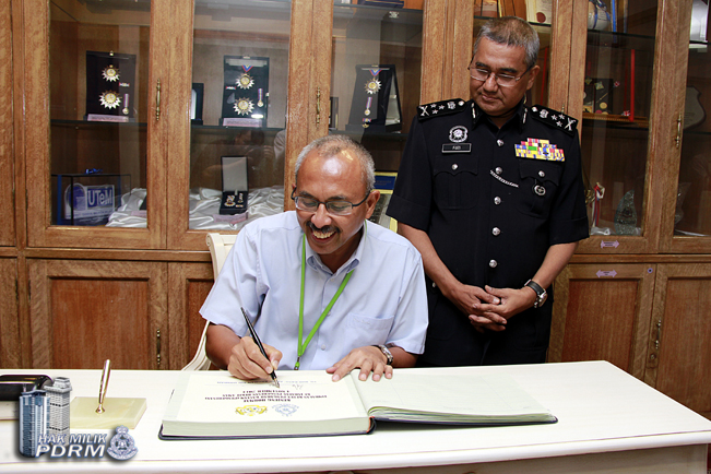 Pengarah Pengurusan Pdrm Terima Lawatan Timbalan Pengarah Pengurusan Kdrm