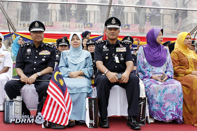 Merdeka Merdeka Merdeka Di Sini Lahirnya Sebuah Cinta