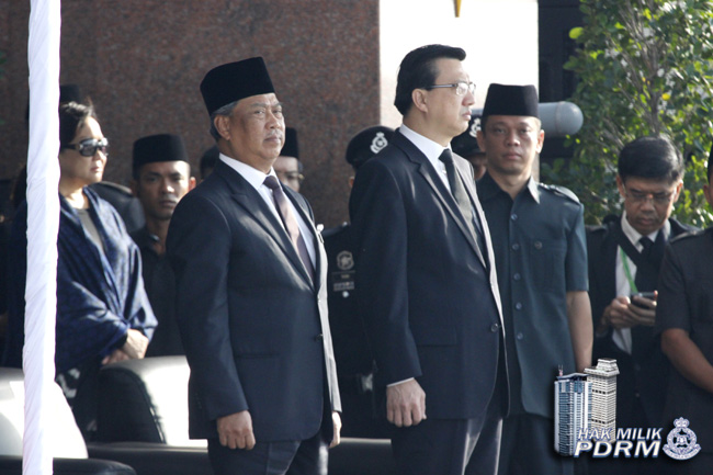 Mh17 Dua Lagi Jenazah Tiba Di Klia
