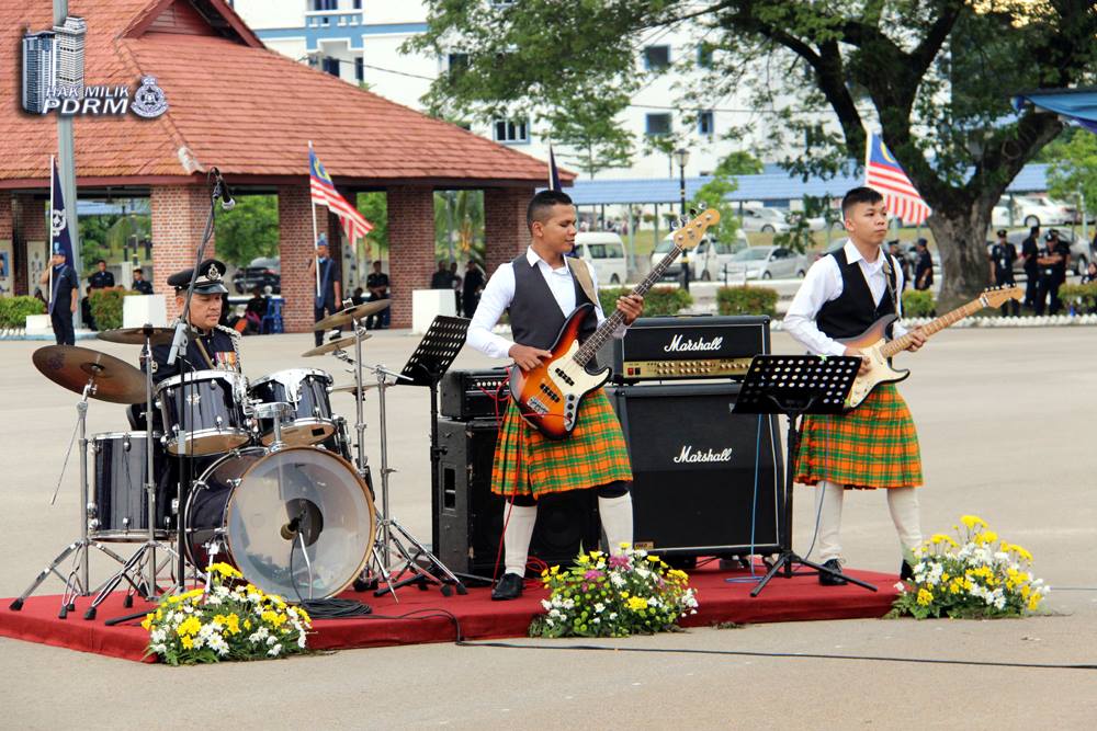 Datuk Muhammad Fuad Bersara Setelah 40 Tahun Dalam Pdrm