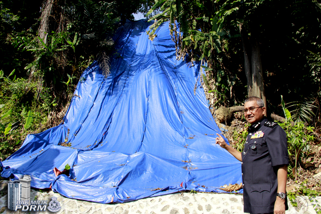 Tanah Runtuh Di Bukit Aman