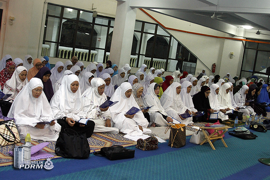 Majlis Bacaan Yasin Tahlil Dan Doa Selamat Sempena Peringatan Hari Polis Ke 208