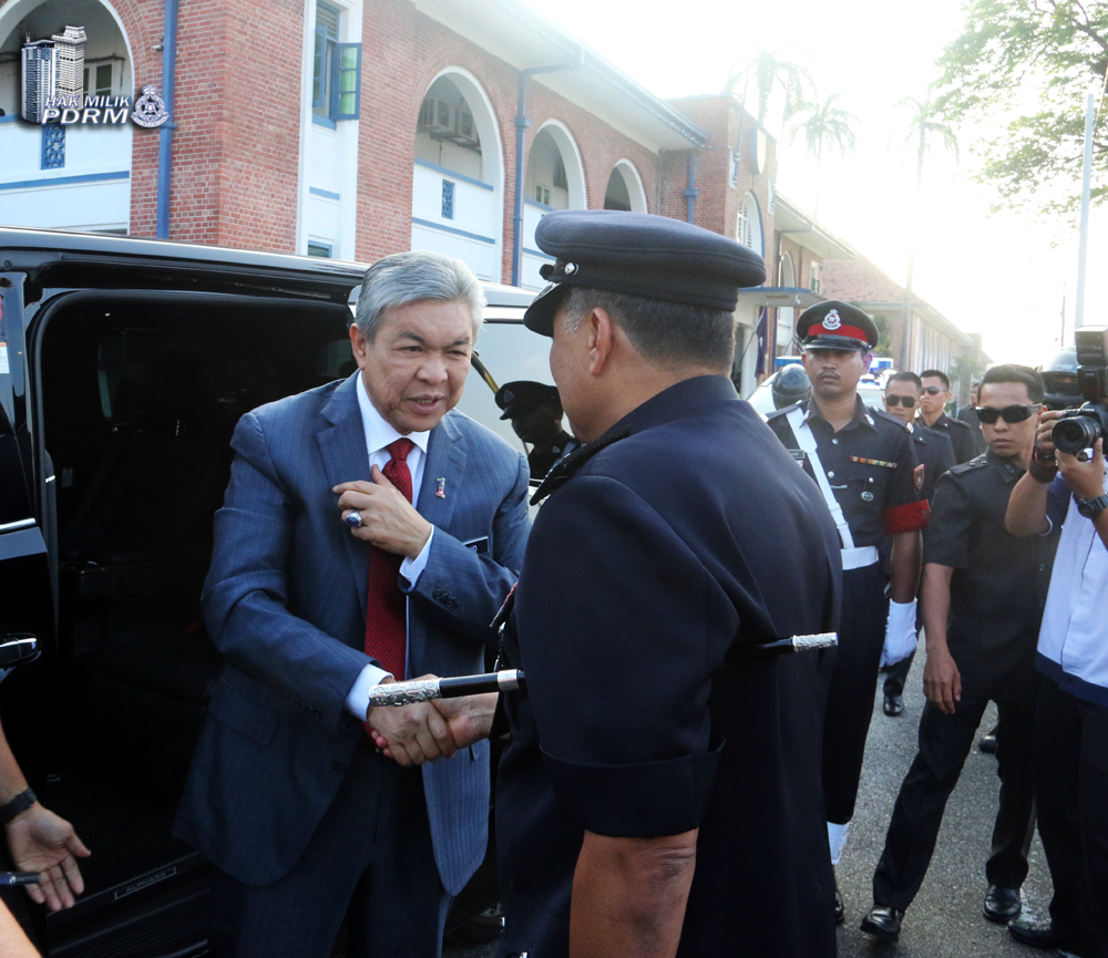 Ketibaan Timbalan Perdana Menteri Malaysia merangkap Menteri Dalam Negeri, Yang Amat Berhormat Datuk Seri Dr. Ahmad Zahid Hamidi.. IMG_5679