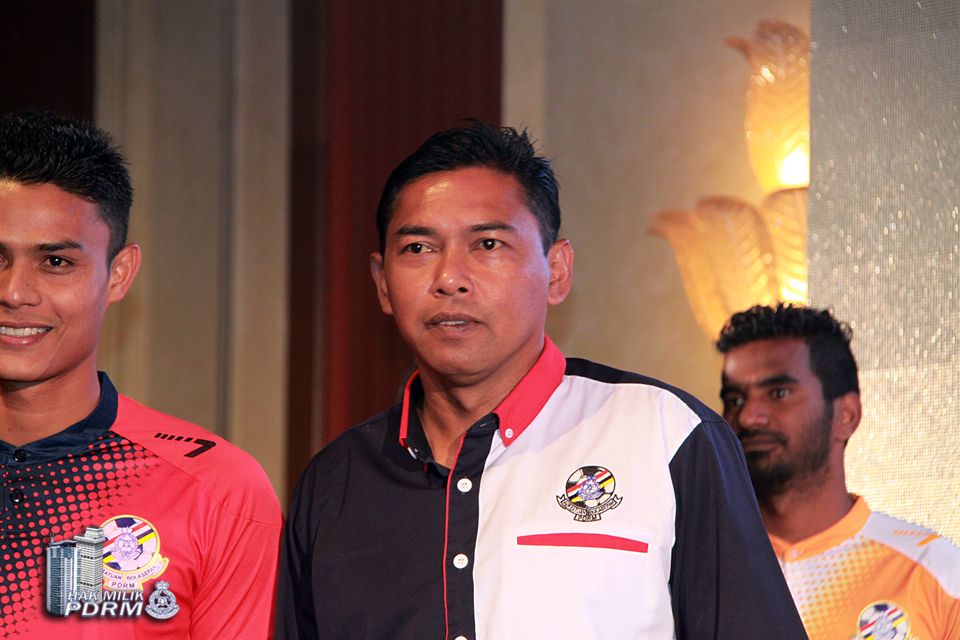 Pasukan Bola Sepak Pdrm Fa Perkenal Jentera Liga Super 2015