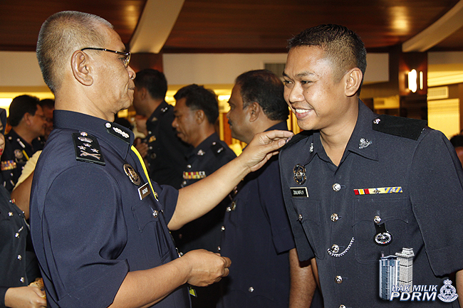 41 Warga Jsjn Terima Kenaikan Pangkat 44 Dianugerah Khidmat Cemerlang