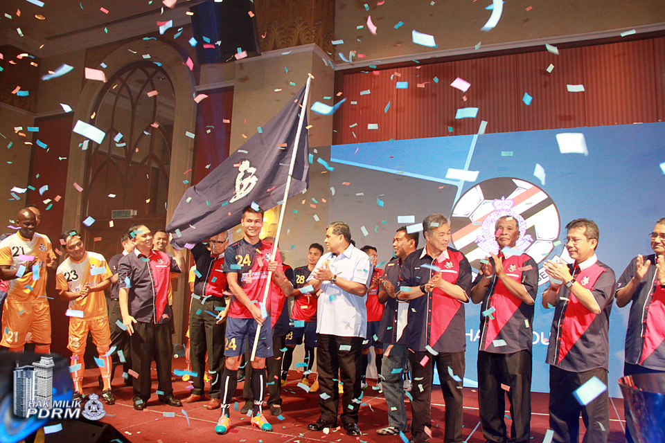 Pasukan Bola Sepak Pdrm Fa Perkenal Jentera Liga Super 2015