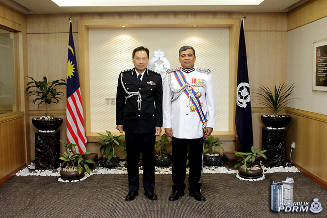 076 Kunjungan Hormat Ketua Polis Singapura