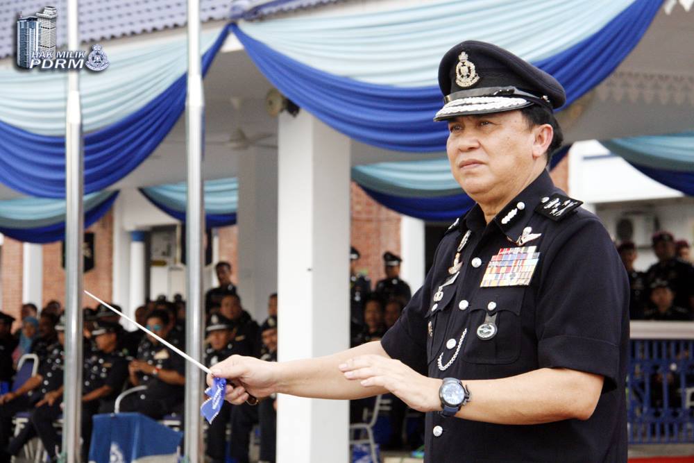 Datuk Muhammad Fuad Bersara Setelah 40 Tahun Dalam Pdrm