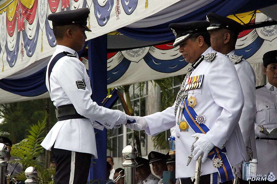 Terjemahkan Mutu Perkhidmatan Pasukan Kpn