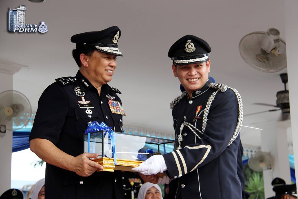 Datuk Muhammad Fuad Bersara Setelah 40 Tahun Dalam Pdrm