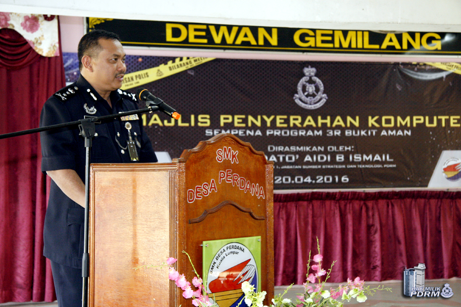 DCP Dato Aidi Ismail, Timbalan Pengarah I StaRT (1) Menyampaikan ucapan DCP Dato Aidi Ismail, Timbalan Pengarah I StaRT (1) Menyampaikan ucapan