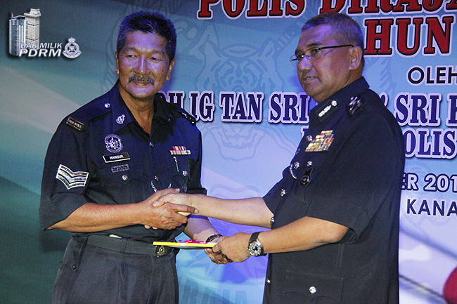 _MG_8357 9 907 Terima Anugerah Perkhidmatan Cemerlang Apc