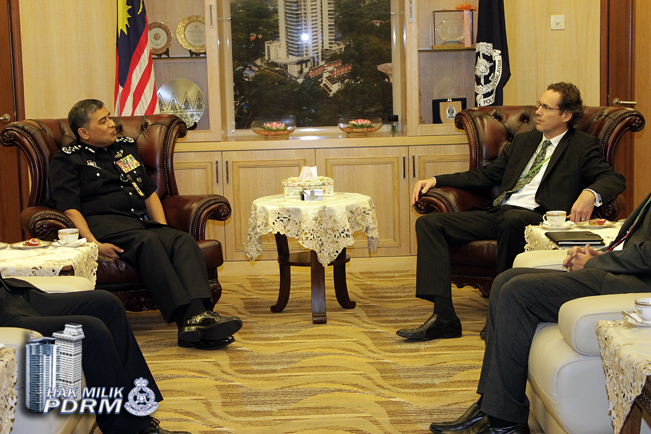Kunjungan Hormat Australian High Commissioner