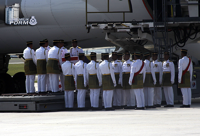 Mh17 20 Jenazah Mangsa Nahas Selamat Tiba Di Tanah Air