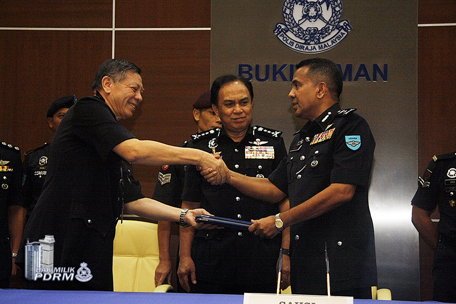 Majlis Serah Terima Tugas Komander Pgu Dan Utk Pdrm
