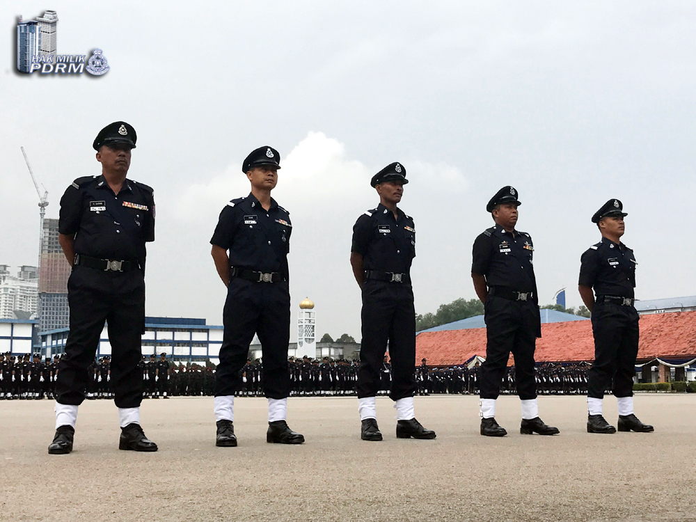 Majlis Pemakaian Pangkat Secara Medan yang disampaikan oleh Perdana Menteri Malaysia kepada kepada beberapa penerima iaitu di atas jasa bakti mereka dalam mempertahankan daulat negara. IMG_6740