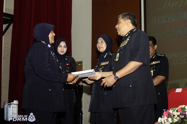 120 Sertai Seminar Pegawai Rendah Polis Wanita