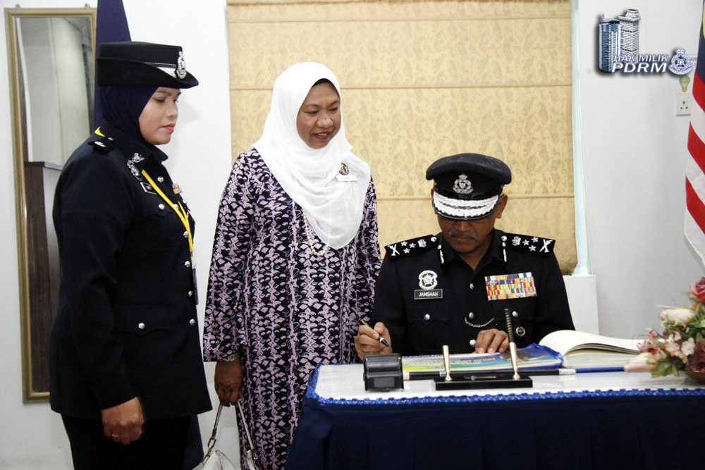 Majlis Paluan Berundur Sempena Persaraan Pengarah Jips Pdrm