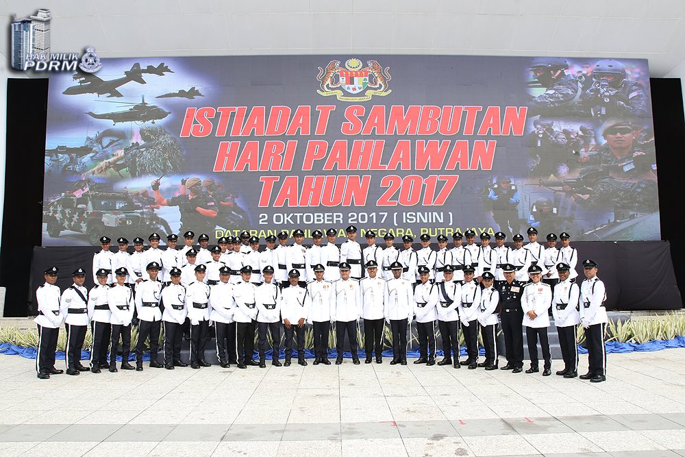Bergambar kenangan..