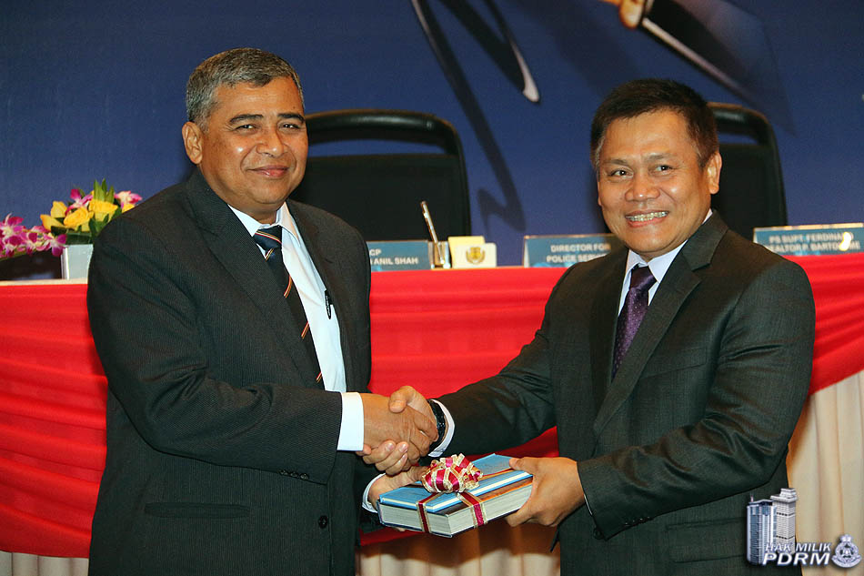 Serah Terima Tugas Pengarah Eksekutif Sekretariat Aseanapol