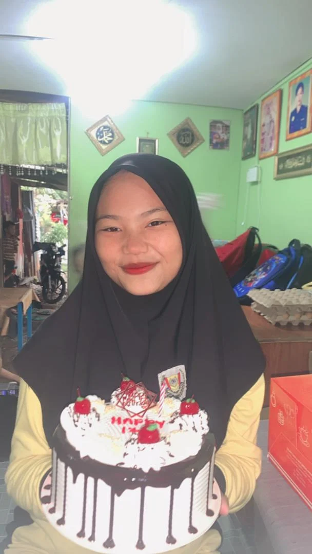 Foto NURALYN BINTI NUR