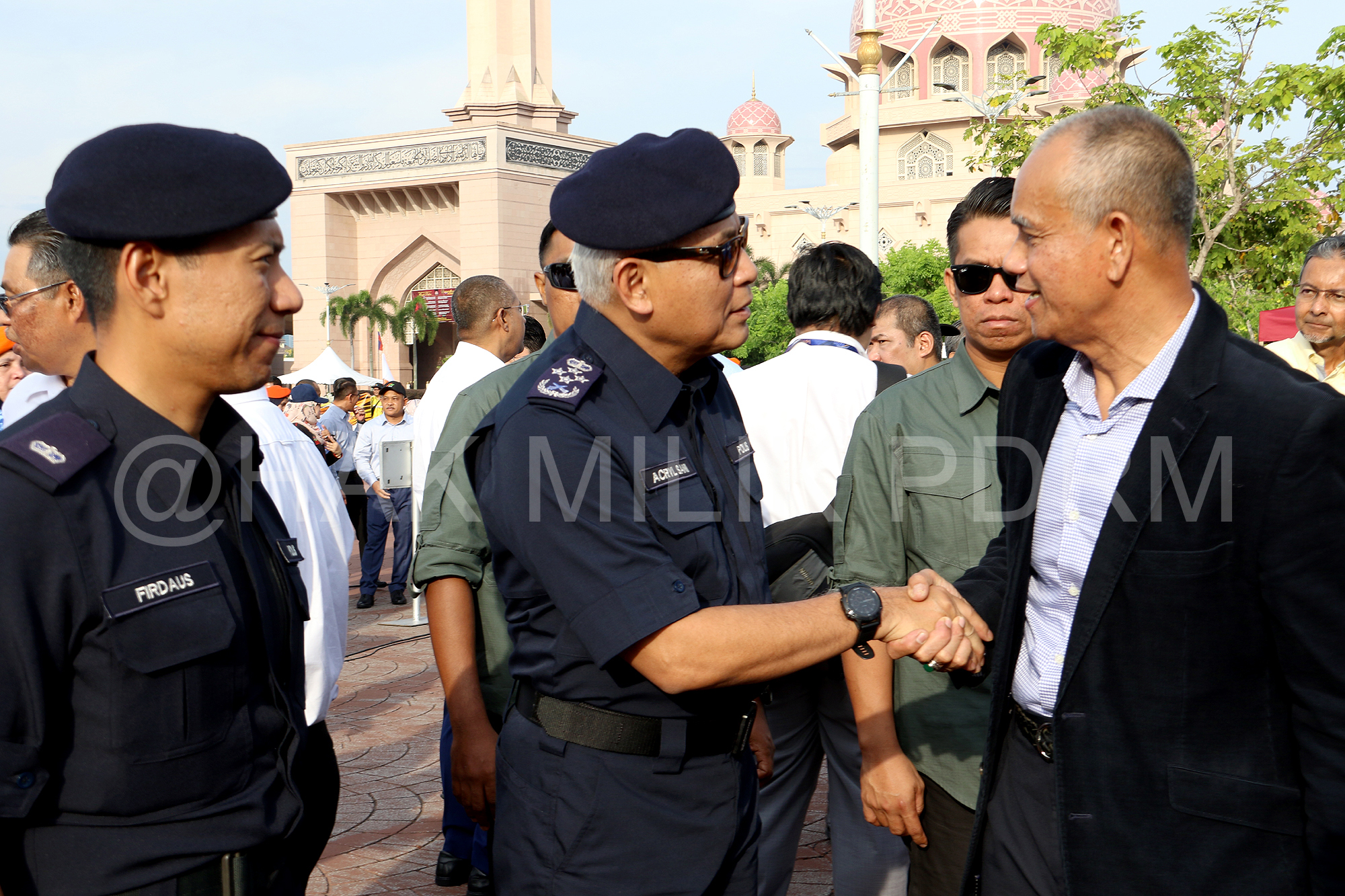 IMG_7019 Kpn Hadir Flag Off Pasukan Sukarelawan Penjawat Awam Pasca Banjir Ke Johor