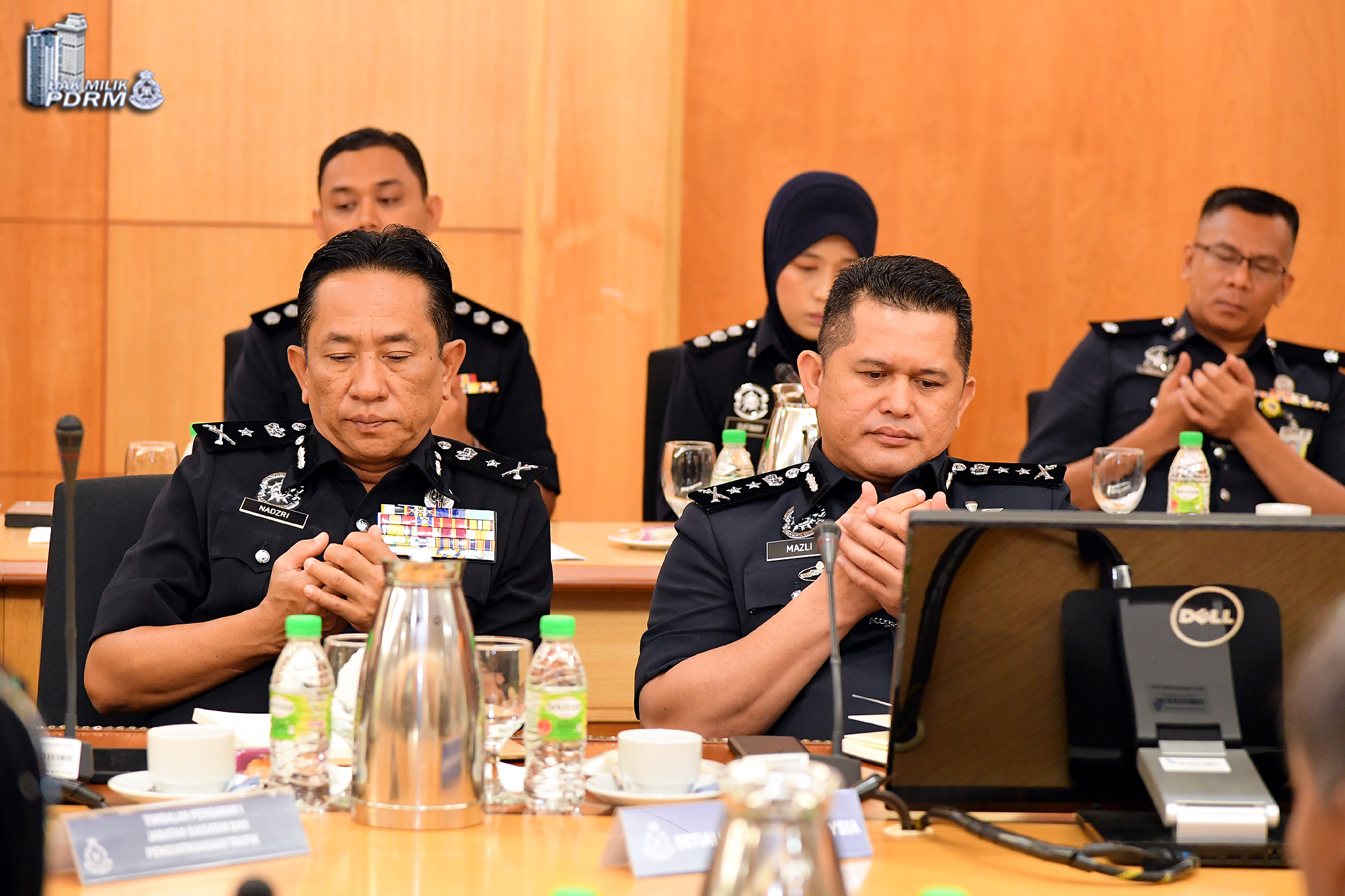Bacaan doa sebelum mesyuarat dimulakan. PRO_4810