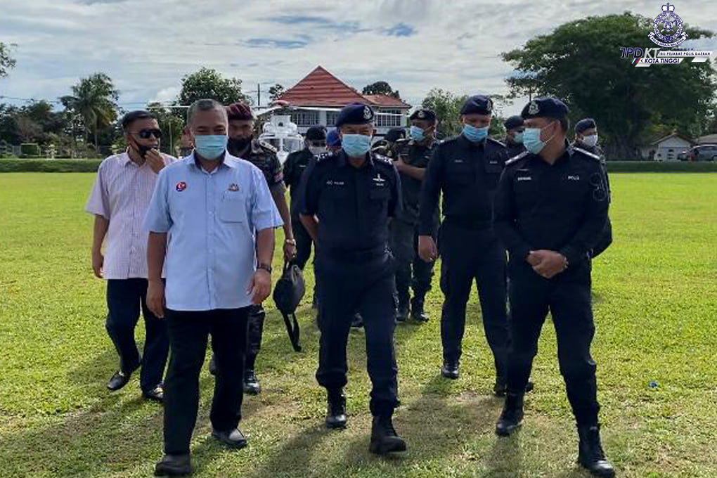 2 Posting Pilihan Pengarah Jabatan Kdnka Lawat Ipd Kota Tinggi Tinjau Situasi Banjir