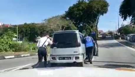 Biarjasajadikenangan Video Pilihan Polis Dan Masyarakat Berpisah Tiada