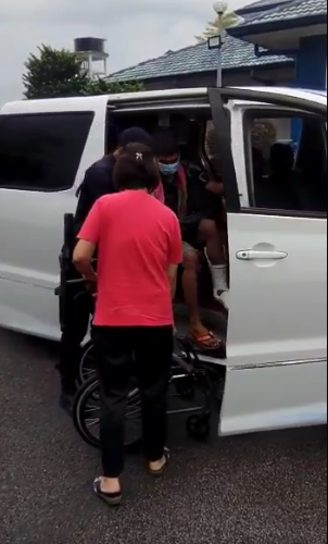 Biarjasajadikenangan Video Pilihan Syabas Konstabel Luqman Hakim Ishak Bantu Pengadu Oku Buat Laporan Polis