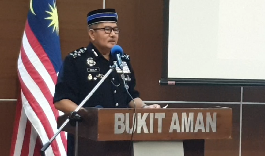 Live Pelancaran Buku Kewajipan Solat Di Lapangan Permasalahan Dan Penyelesaian Pdrm