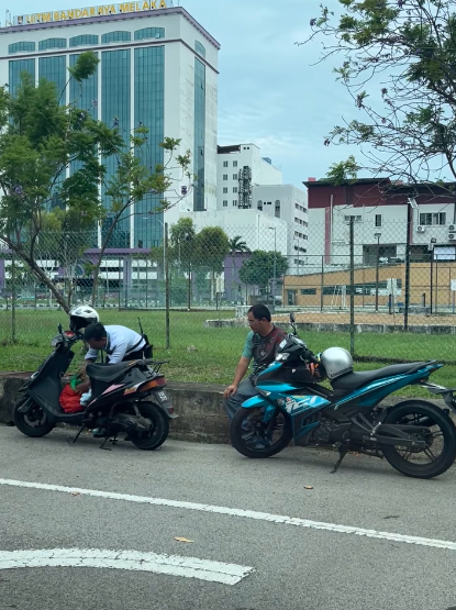 #BiarJasaJadiKenangan POSTING PILIHAN: PENGHARGAAN ORANG AWAM KEPADA PDRM