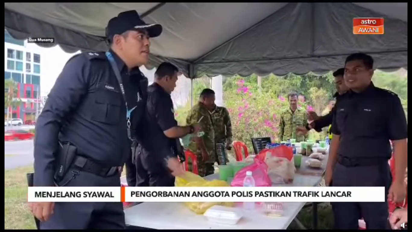 Video Pilihan Pengorbanan Anggota Polis Pastikan Trafik Lancar