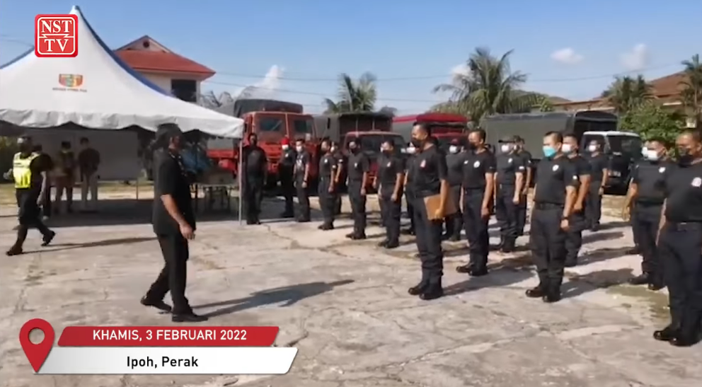 Video Pilihan Lebih 100 Anggota Fru Bantu Bersihkan Kawasan Ribut Di Ipoh