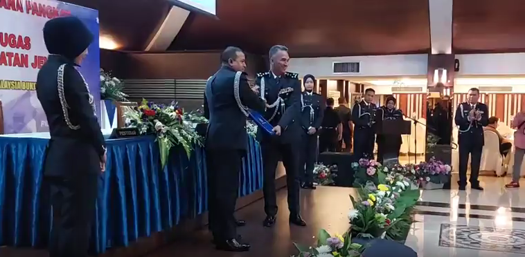 Live Majlis Serah Terima Tugas Pengarah Dan Pengerusi Perkep Jsj